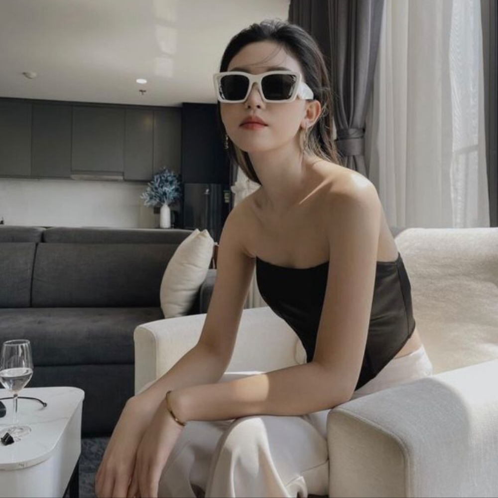💯- Authentic New PRADAPR 08YS white havana black Sunglasses - Picture 5 of 16